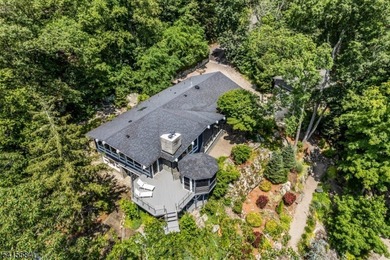 2.52 Acre Lakefront Estate! Renovated, Expanded Ranch with - photo 2