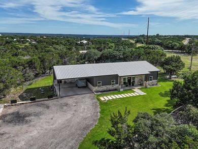 Meticulously maintained and beautifully custom built, this - photo 2