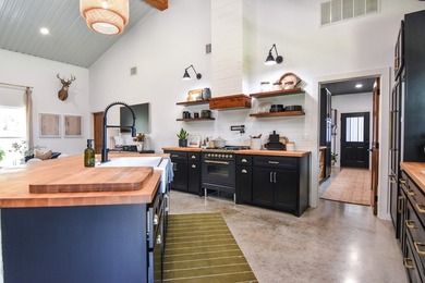 Meticulously maintained and beautifully custom built, this - photo 8