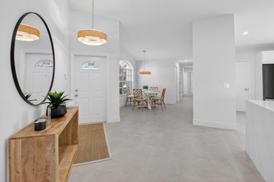 Exquisitely remodeled 3-bedroom, 2-bath corner villa in the - photo 11