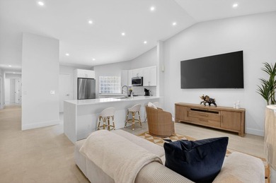 Exquisitely remodeled 3-bedroom, 2-bath corner villa in the - photo 13