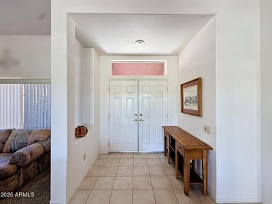 Beautifully maintained Del Webb Safford model on the 4th fairway - photo 4