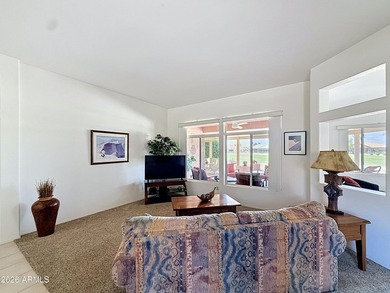 Beautifully maintained Del Webb Safford model on the 4th fairway - photo 5
