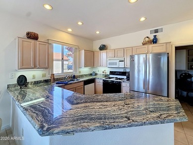 Beautifully maintained Del Webb Safford model on the 4th fairway - photo 8
