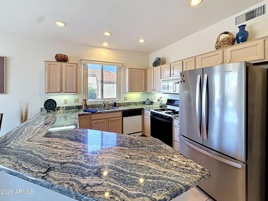 Beautifully maintained Del Webb Safford model on the 4th fairway - photo 9