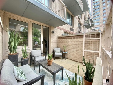 Hudson River Condo For Sale in New York (Manhattan) New York