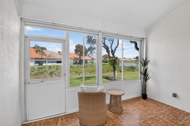 Exquisitely remodeled 3-bedroom, 2-bath corner villa in the - photo 31