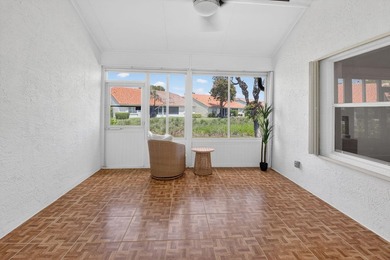 Exquisitely remodeled 3-bedroom, 2-bath corner villa in the - photo 32