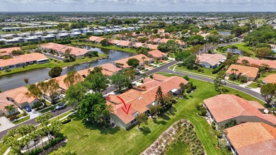 Exquisitely remodeled 3-bedroom, 2-bath corner villa in the - photo 47