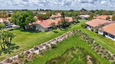 Exquisitely remodeled 3-bedroom, 2-bath corner villa in the - photo 49