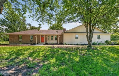 (private lake, pond, coastal) Home Active Under Contract in Lawson Missouri
