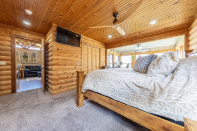 Beautiful updates, Waterfront home with a garage and end dock! - photo 13