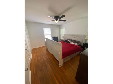 Charming 2 bedroom, 1 bath home featuring original hardwood - photo 5