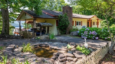 Chalet Village home with its 3000 plus square footage with easy - photo 4