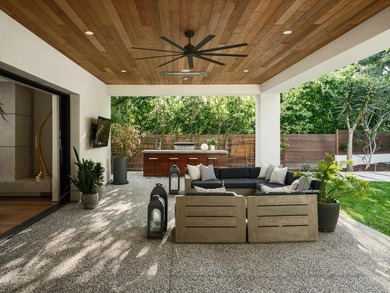 Beauty, space and privacy define this exceptional residence - photo 46