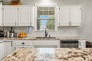 Welcome Home! Move in Ready with nice remodel! This beautiful - photo 10