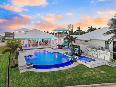 Spectacular Riverfront Estate: More than 1/2 acre lot (21,824sqf - photo 5