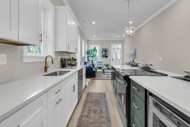 NEW CONSTRUCTION- Welcome to 9 Lapps Court, your Dream Home in - photo 23