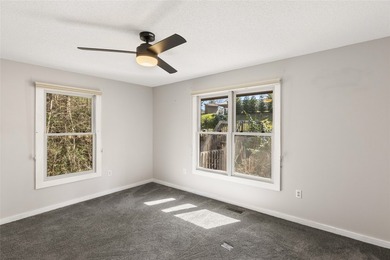 Enjoy outdoor living in the Racquet Club Villas at Burlingame - photo 31