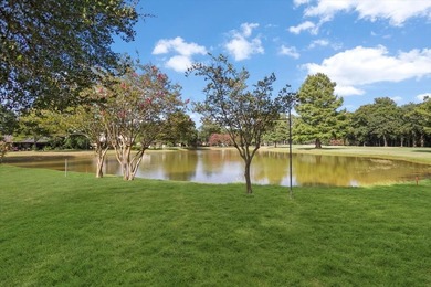 Welcome to one of the best golf course views in Hideaway tucked - photo 1