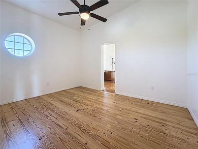 *** MOTIVATED SELLER - BRING ALL OFFERS. AVAILABLE FOR A QUICK - photo 43