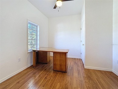 *** MOTIVATED SELLER - BRING ALL OFFERS. AVAILABLE FOR A QUICK - photo 44
