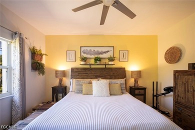 LOCATION - LOCATION - LOCATION - This beautiful 2nd floor (2 - photo 10
