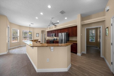 Perfectly positioned in the highly desirable Oak Village section - photo 10