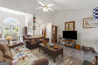 Motivated seller! Home priced below market value! Welcome to - photo 8