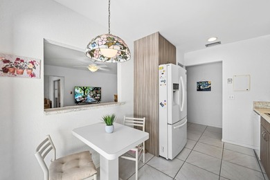 Move right into this beautifully maintained, fully furnished - photo 13