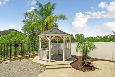 Fairway Views, functionality and access to exceptional amenities - photo 6