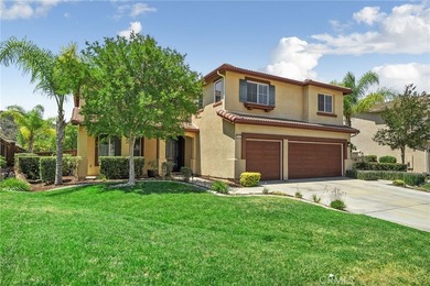 Fairway Views, functionality and access to exceptional amenities - photo 8