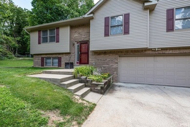 This stunning home on a 1.73 acre site has been freshly - photo 3