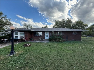 (private lake, pond, creek) Home For Sale in Springdale Arkansas