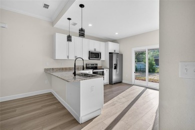 BRAND NEW CONSTRUCTION ON A QUIET COUNTRY STREET! This - photo 8