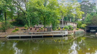 Opportunity awaits with this 3-bedroom, 2-bath home full of - photo 4