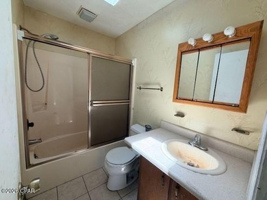 Here is a great opportunity to own a brick, 3 bedroom home - photo 12