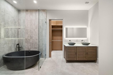 Grand and Elegant, brand new Custom 4br/4.5ba home in one of the - photo 13