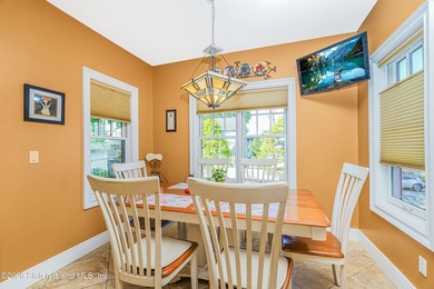 4 BEDROOMS! 4 BATHROOMS! WESTERLEIGH! Discover unparalleled - photo 14