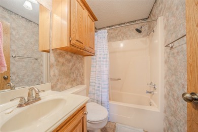 Turn-key lake house with a huge 1.25 Acre lot! Take a look at - photo 19