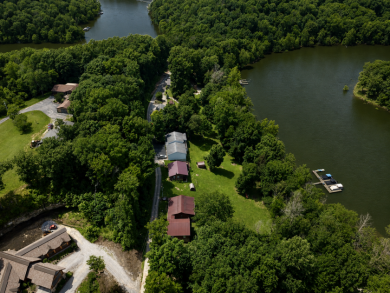 Beautiful updates, Waterfront home with a garage and end dock! - photo 25