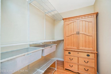 4 BEDROOMS! 4 BATHROOMS! WESTERLEIGH! Discover unparalleled - photo 41