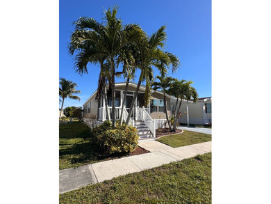 (private lake, pond, coastal) Home For Sale in Davie Florida
