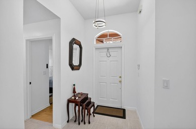 WOW - Awesome pool home with renovated kitchen, flooring and - photo 5