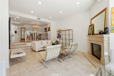 Coveted SeaCliff on the Greens Executive townhome. Light-filled - photo 9