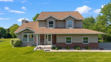 Here it is - the home you've been waiting for! This hard-to-find - photo 3