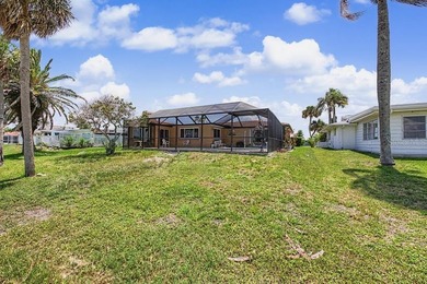 WOW, a newly polished gem in an ideal Florida setting, this - photo 7