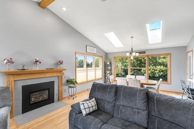 Here it is - the home you've been waiting for! This hard-to-find - photo 7