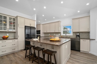 Versatile. Elegant. Purposeful. This exceptional Poipu home was - photo 4