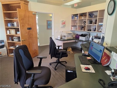 A PRIME LOCATION FOR AN INVESOR TO CONSIDER. THE LOCATION IS - photo 7